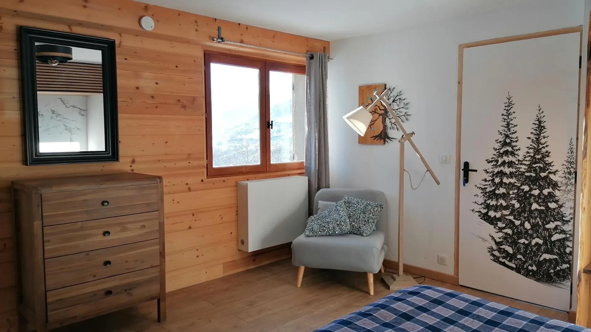 Les Marm'Hotes La Cote-d'Aime Bed & Breakfast